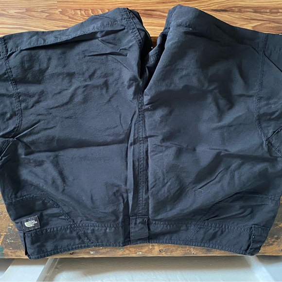 North Face Black Nylon Hiking Shorts - Picture 6 of 12